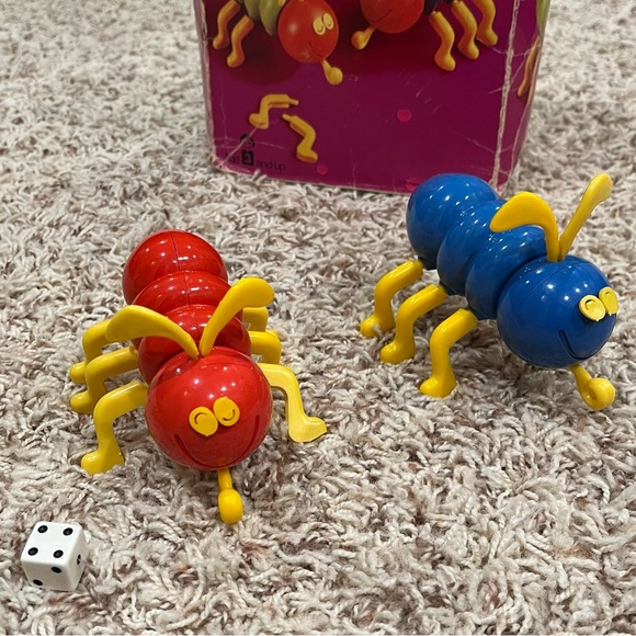 🐛Vintage 1970s Toy Schaper
Cootie Game
COMPLETE Set w/ Box & Many Extra Pieces - Picture 4 of 14